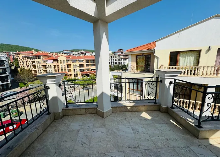 Apartment Horizon 33 'б'